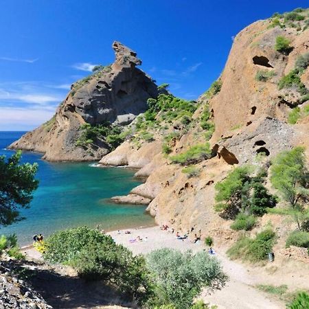 Апартаменти Appart De Charme Plein Centre Ла-Сьйота Екстер'єр фото